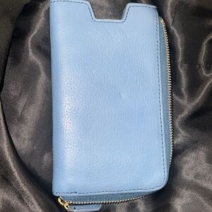 Fossil phone wallet